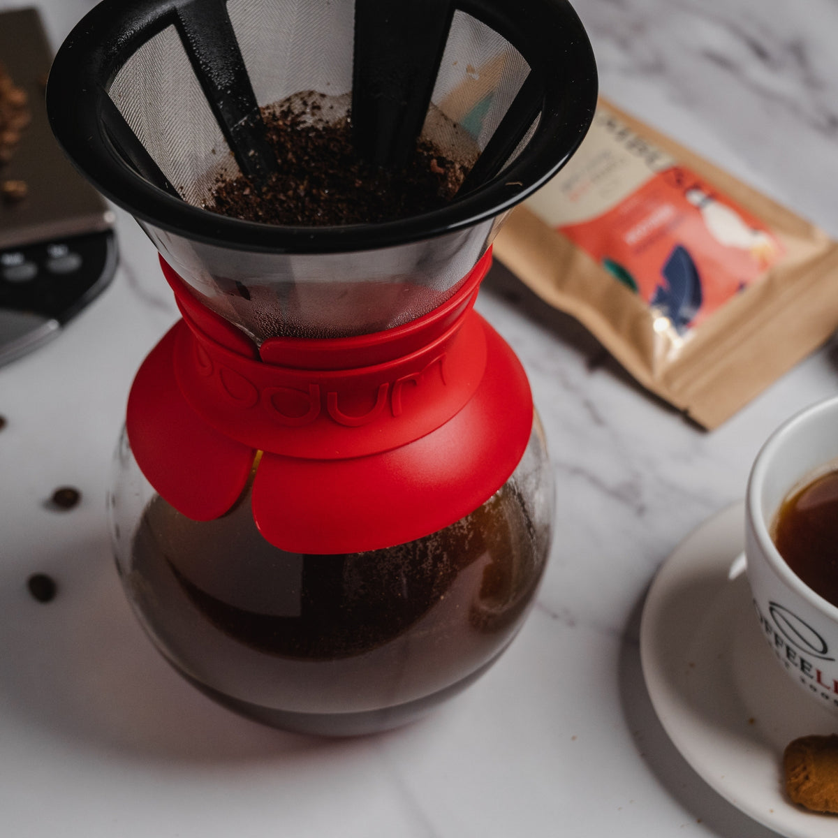 Bodum Pour Over 1.0 L+FREE Bag of Coffee